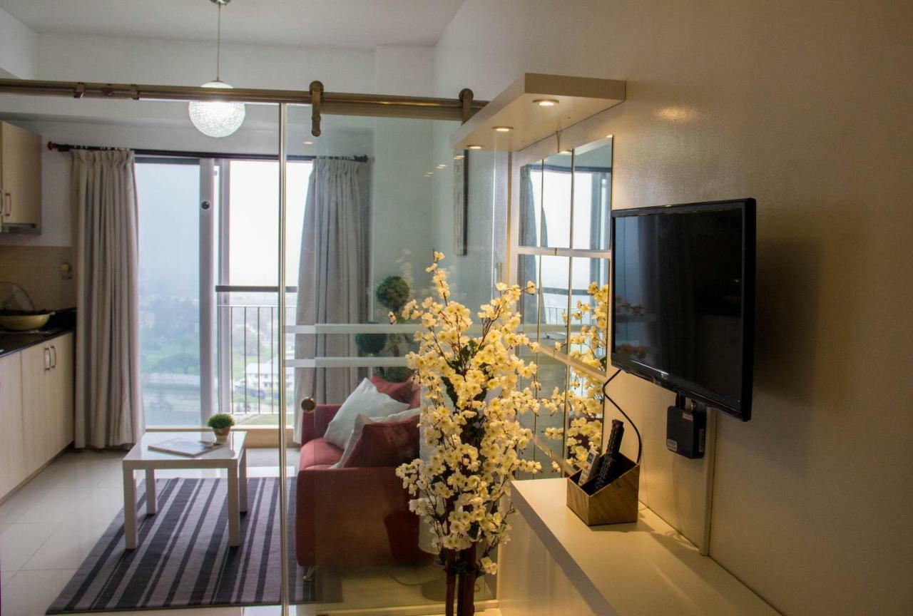 Smdc Wind Residences Tagaytay With Balcony 19Th Floor 따가이따이 외부 사진