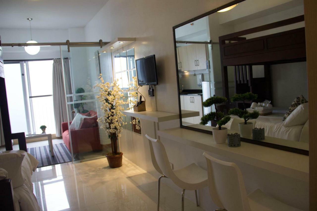 Smdc Wind Residences Tagaytay With Balcony 19Th Floor 따가이따이 외부 사진