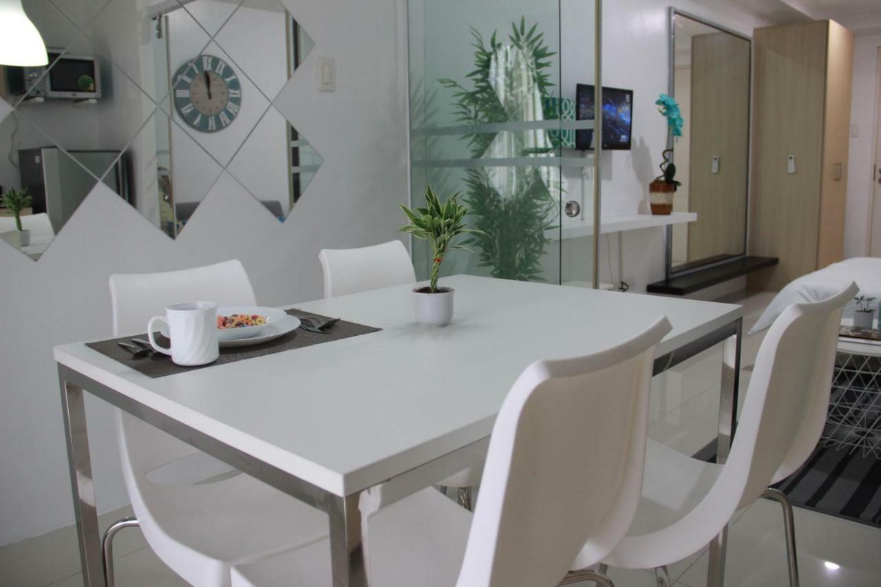 Smdc Wind Residences Tagaytay With Balcony 19Th Floor 따가이따이 외부 사진